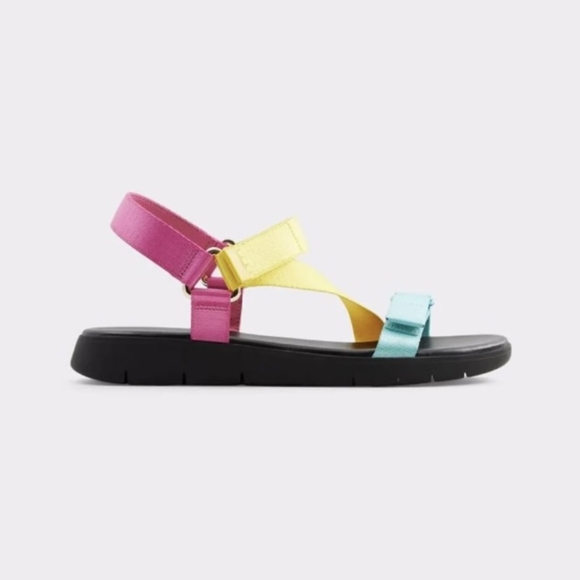 Sandals - Picture 4 of 12